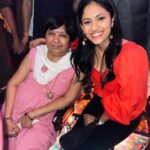 Aayushi Dholakia Instagram - Playing Hansa Ben in REEL life and then meeting her in REAL life🧿❤️ This film has not only given me a beautiful opportunity to experience life through someone else’s eyes but also journey has truly inspired me. Thank you @vanrajsinh_sisodia @rudramotionfilms_ for trusting me with this role🙏🏻 @ojasrawal first are also special and you made this one memorable🥰💖 2 of many Silver Screen Appearance🤞🏻🧿❤️ #filmportrait #firstoftheroll #actressgallery #filmshoot #workingactor #actress