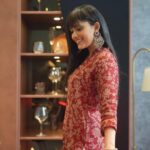 Aayushi Dholakia Instagram - Are you looking for a solution to your kitchen problems? Exploring Kuche7's kitchens is like stepping into wonderland! Stainless steel everything, and the magic is real. Whether you're bored of your kitchen, or moving to a new home, Kuche7 kitchens are the best choice. Every detail, every feature—it's the perfect kitchen solution. #Kuche7 #Kuche7Kitchens #Kuche7Showroom #MyDreamKitchen #KitchenGoals #reels #furnitureshop #finefurniture #furniture #kitchenfurniture