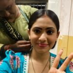 Aayushi Dholakia Instagram - Playing Hansa Ben in REEL life and then meeting her in REAL life🧿❤️ This film has not only given me a beautiful opportunity to experience life through someone else’s eyes but also journey has truly inspired me. Thank you @vanrajsinh_sisodia @rudramotionfilms_ for trusting me with this role🙏🏻 @ojasrawal first are also special and you made this one memorable🥰💖 2 of many Silver Screen Appearance🤞🏻🧿❤️ #filmportrait #firstoftheroll #actressgallery #filmshoot #workingactor #actress
