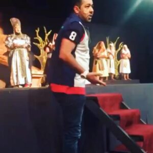 Abdel Aziz El Sayegh Instagram - مبروووووووووووووووك رجعت ابو الفنون مبروك والف مبروك للمسرحيين ومبروك والله يعوضكم خير لمنتجي المسرحيات اللي تعطلت اعمالهم في هذي الغمه الله يزيحها عن العالم اجمع .. اكبر متضرر كان في هذا الوقت هو المسرح ( وحشتنا ) 
يلا ياشباب ابداعاتكم في العيد وعليكم الف عافيه و الله يوفقكم ويوفقنا .