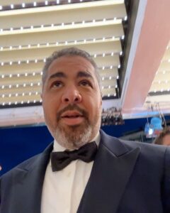 Abdel Aziz El Sayegh Instagram - لان ممنوع التصوير بالفون حطيتلك مقاطع بايقها مهرجان كان الدولي للافلام @festivaldecannes @kaoutherbenhania @hendsabri عمل جبار استمتعنا بجرعة فن خطيرة