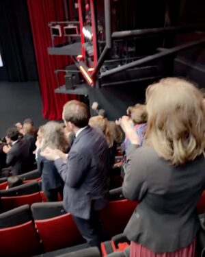 Abdel Aziz El Sayegh Instagram - لان ممنوع التصوير بالفون حطيتلك مقاطع بايقها 
مهرجان كان الدولي للافلام @festivaldecannes
@kaoutherbenhania @hendsabri 
عمل جبار استمتعنا بجرعة فن خطيرة