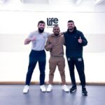 Abdoul Abdouraguimov Instagram – Ce week-end nous avons eu la visite de plusieurs célébrités du monde du combat !!! D’abord @lazykingmma , le meilleur combattant de MMA 🤼‍♂️ de France 🇫🇷 et sûrement un bel avenir à l’UFC, et son coach @betoramosbjj de l’équipe De la Riva Nantes !

Merci pour la visite !!! Et succès dans votre carrière !!!

#lifeacademy #friends #jiujitsu #france #bordeaux #oss #oiee 

@rvca_europe 
@shoyoroll.europe 
@joaoferrazbc 
@betoramosbjj 
@lazykingmma Life Academy Bordeaux