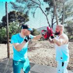 Abdoul Abdouraguimov Instagram - Super moment de partage à travers une même passion 💪 Un immense merci a @juldetp et son équipe pour le magnifique accueil 💪🙏 A très vite les amis 💪🔥 #mma #jul #marseille #sport #boxe #boxing #entrainement #passion #partage