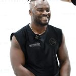 Abdul Razak Alhassan Instagram - Just getting back from Turkey for one of the most awesome experiences I’ve had. Thank you @melikyagmur_ And @now.hairtime for the great hospitality! Treatment and the staff and everything was above and beyond. 5 star treatment. Had an amazing time. Can’t wait to see the progress on my hair 👊🏿. Thank you again @now.hairtime İstanbul Turkey