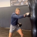 Adam Borics Instagram - The ComeBack 2x5 jumping rope 2x5 shadow boxing 2x5 bag work 2x5 g&p 1x5 bagwork 1x5 cooling down shadow boxing