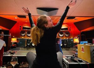 Adele Thumbnail - 3.8 Million Likes - Top Liked Instagram Posts and Photos
