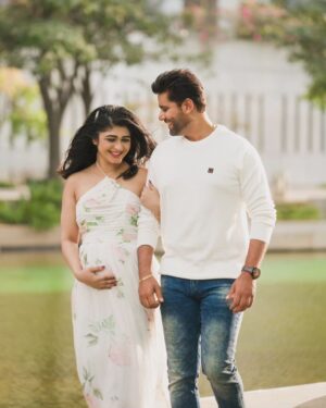 Aditi Prabhudeva Instagram - BLESSED 2024❤️
HAPPY NEW YEAR ...
LOVE U ALL ⚘️