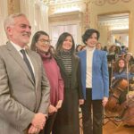 Adriana Del Claro Instagram - Tive a honra e o privilégio de acompanhar a Orquestra Chiquinha Gonzaga na Suiça. Formada por meninas mulheres que levaram a beleza e a força da Música Brasileira. Obrigada Simone, Moana, Danielle, meninas da orquestra e a Maestrina Priscilla. Viva as mulheres!! Preenchida de gratidão e amor por esse lindo trabalho social! Obrigada a Zurich Santander por mais um projeto em parceria. Zürich, Swiss