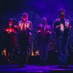 Adriana Del Claro Instagram - “Jingle Bus- um Concerto de Natal” é um projeto social da Del Claro Produções que busca levar a energia do natal para lugares públicos com um ônibus que percorre a cidade! Em nossa última edição, nosso ônibus buscou o público nas instituições parceiras para levá-las ao @teatrosantander , onde aconteceram as apresentações. “Jingle Bus - A Christmas Concert” is a social project of Del Claro that seeks to spread the Christmas Spirit all over public spaces of the city with a band in a itinerary bus. On out last edition, our bus got the children in institutions to take them to Teatro Santander’ 🎄🎅🎸🎶🚎 #delclaroproducoes #jinglebus #projetosocial #natal #saopaulo #cometa