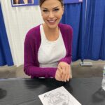 Adrianne Palicki Instagram – Had a blast meeting ya’ll this past weekend at @tidewatercomicon in Virginia Beach 🩷🥰 Thanks for having me!