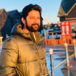 Aftab Shivdasani Instagram - “For the grace of the presence, be grateful.” - Rumi. Thank you 2023. Hello 2024. ❤️✨ Happy new year everyone, May all your dreams come true. #2024 #grateful