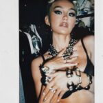 Agnez Mo Instagram - Me and my music with these amazing dancers!! And today we finally get to announce the winners @worldofdance ! Love yaaaall!! It’s been fun. #AGNEZMO #wodgetloose