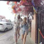 Agnez Mo Instagram - Struttin with the best @sutanamrull. Listen to the song on @tiktok #AGNEZMOBoyMagnet #BoyMagnetChallenge 🧲 #AGNEZMO