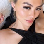 Agnez Mo Instagram - 🚬 in elevator. #AGNEZMO Los Angeles, California