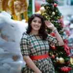 Aima Rosmy Sebastian Instagram - 🎄Simply having a wonderful Christmastime 🎄 Click by @midhun.mohan_ 📸 Attire @riti_boutique 👗 Dubai, United Arab Emirates