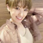 Akina Minami Instagram - 今週のプチブランチは1周年記念で鎌倉へ✨ 鎌倉グルメ食べまくりました😋 観てね✨Tverでも観れるよ🙆‍♀️ 鎌倉ロケの衣装（写真1・2枚目）は Tシャツ、ワンピース @cocodeal_official ピアス @tomomi.s_jewelry ネックレス @jurk.official ブーツ @dianashoespress です✨ そして先週の衣装は 写真3・4枚目 ワンピース、シアージャケット @cocodeal_official ピアス @abiste_official パンプス @dianashoespress 写真5・6枚目 トップス @avie_andensal ビスチェ、スカート @anogh_official ピアス @abiste_official ブーツ @dianashoespress