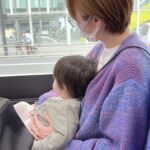 Akina Minami Instagram - こないだ家族でお出かけした時にバスデビュー👦🏻🚌 楽しそうに景色を眺めてた☺️