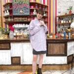 Akina Minami Instagram - 最近の衣装たち☺️ 3・4枚目のシャツはよくみたら猫ちゃんが🐱💜 写真1・2枚目 シャツ、ショートパンツ @cherietokyo ブーツ @randa_pic ピアス @tomomi.s_jewelry 写真3・4枚目 ブラウス @and_ellecy スカート @lois_crayon_official 靴 @randa_pic ピアス @petit_ami34 写真5・6枚目 ガウンワンピース、パンツ @pasand_by_nequittezpas ネックレス @aya.kiyoshima.jewelry ピアス @aplo.official サンダル @randa_pic