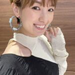 Akina Minami Instagram - 最近の衣装✨ 〜目線左下特集〜 写真1・2枚目 ワンピース diagramofficial ピアス @tomomi.s_jewelry 写真3・4枚目 ワンピース @_vacancy_official ブーツ @randa_pic ピアス @abiste_official 写真5・6枚目 セットアップ、シャツ @amerivintage ブーツ @dianashoespress ピアス @abiste_official 写真7枚目 ジャケット @randa_pic シャツ、ビスチェ、スカート @musubore_official ピアス @loni_jewelry_ ブーツ @dianashoespress