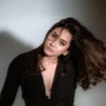 Akshaya hariharan Instagram - Like you have empathy inside but you don't really care