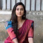Akshaya hariharan Instagram - Just mylapore vibes ft @swarnasaris @sathyaphotography3