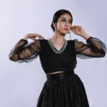 Akshaya hariharan Instagram - 🦅 Team - @adore_inspire_me @jiyamakeupartistry @dxgphotographer @ishhaara