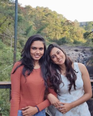 Akshaya hariharan Instagram - The year end glow 📸 - @iamnanthu