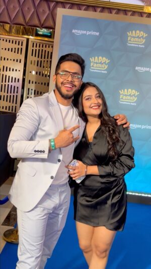 Akshita Mudgal Instagram - Special gift for #Abhiyatri and #Akshaita gang! 
#bhakharwadi 💪 
After so long with Gayatri ❤️ that is @akshitamudgal 

vc- @sudeep.chavhan 
Style by - @jidnyasa_98
Outfit by - @dhanesh_sameer