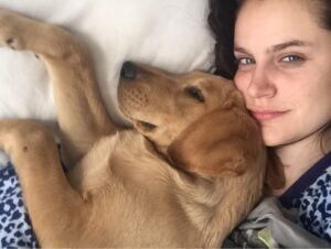Alejandra Araya Instagram - Mejor manera de despertar 🖤