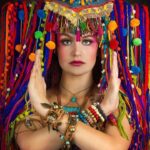 Alejandra Araya Instagram - Proyecto fotografico Princess Tiger Lily Maquillaje y peinado: Daniela Aranda Hernández - Nin Jazz Diseño de accesorios: Scarlet Sepúlveda - Isis Bisutería Vestuario y tocado: Mariluz Bascuñán Fotografia: Pedro PETER Ojeda - Fotografía Maravillosos profesionales!!!
