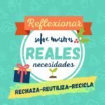 Alejandra Araya Instagram - El 80% de la basura que llega a nuestros océanos, proviene desde la tierra. De nuestra forma de vida que ya tiene al planeta con cambios irreversibles. En esta fecha en que regalar se vuelve prioridad y en las mesas abundan más cosas de las habituales, este es mi deseo. No podemos seguir pensándonos individualmente y cada uno SI PUEDE hacer un cambio. Imagina la cantidad de cajas, de bebidas, de latas, de envases de plástico, etc. Que habrán esta noche. NO SON BASURA, se reciclan (como mínima acción). En medio de una pandemia, de verdad algo debe quedarnos de aprendizaje para el planeta. Un abrazo.
