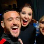 Alex Bullon Instagram - #VALORANT × @riotgames 💢 #WEDIDIT ✊🏽😂 Thankful for having had the opportunity to spend this past week and a half with this incredible cast of dancers for the opening ceremony of @valorant championships 🎮 What an event!🔥 🎤 @grabbitz @bbnomula 👖👚 @athenalawton Huge thanks to my favorite @ferlyprado and @michaelschwandt and @meishalee for having me and taking care of us thru the whole process ❤️ 💙🩵@cleartalentgroup @ashleighysmith Kia Forum