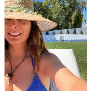 Alex Meneses Instagram - Just a little more summer…please.🙏🏼

There are Christmas decorations at Costco.  No joke.

#notreadyforfall #notreadyforwinter #more #sun #and #fun