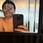Alexandra Daddario Instagram - At a hotel (slides 1 and 4) because of my apartment (slides 5 and 6). go see gutenberg! The musical (@joshgad slide 2 @andrewrannells not pictured), we laughed so much!!!! @ashleyparklady and I recreated the show for you (slide 3) as a sneak preview ❤️ ❤️ ♥️
