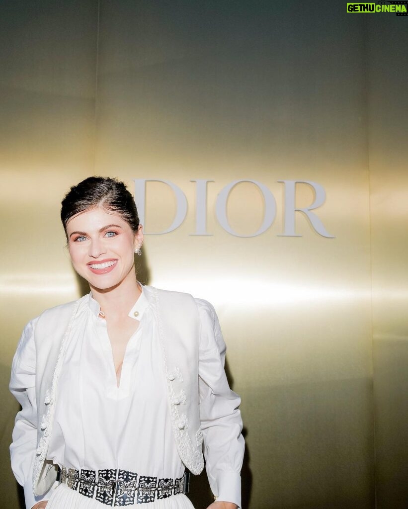 Alexandra Daddario Instagram - Thank you to my beautiful @dior family for the amazing outfits, dinner, party! 🎊 1-4 by day 5-8 by night 🎃