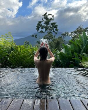 Alexandra Daddario Instagram - Take a vacation from your problems, Bob