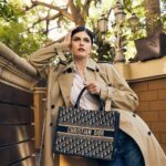 Alexandra Daddario Instagram - @dior @diorbeauty The #diorbooktote is my favorite bag I own! 💼 ⭐️ ❤️