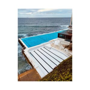 Alice Levine Instagram - Swim Club on tour (minus @rosiefoodie with the addition of @uncleegor) North Sydney Olympic Pool & Icebergs Pool at Bondi 🌊🌊🌊🌊
