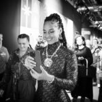 Alicia Keys Instagram - I need my UK passport cause the love and energy y’all show me IS CRAZZZZY 💜💜💜 WHATT??!!!! I gave y’all a world exclusive of ‘Lifeline’ and you were singing it back WORD for WORD 🥰🥰🥰 I promise you I’ll be back soon and we’ll take it to a whole new zonnneeee! Happy holidayz my loves 💜💜