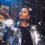 Alicia Keys Instagram - What’s your favorite thing about this time of year? ✨❄️✨Mine is time with family and the sense of stillness only December brings