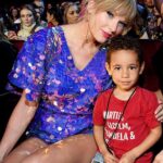 Alicia Keys Instagram - Big love to @taylorswift for your big beautiful spirit that makes everyone feel loved! Genesis adores u 💜💜💜