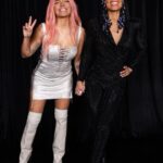 Alicia Keys Instagram - Te Amo, Colombia!! Woooooowwww!!! My first time in Colombia was mind blowing!!! Y’all gave me LIFE!!!!🇨🇴🇨🇴🇨🇴😘😘😘 Sharing the stage with my sister @karolg last night was magiccccccc!!! ✨✨✨✨ Bogotá, Colombia