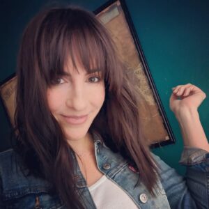 Alison Haislip Instagram - Screw it I'm posting another damn selfie cause I'm utterly obsessed with these bangs and you all are just going to have to be okay with that.