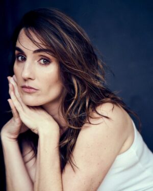 Alison Haislip Instagram - New year, new profile pic.

📸 @matt_kallish 
💄 @makeup_by_kristine_ 
💁‍♀️ @angelinapanelli