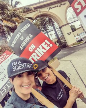 Alison Haislip Instagram - Babes support babes. SAG supports WGA.

@ratigupta and I went to the picket lines today to celebrate the overwhelming approval of the SAG strike authorization vote. It's time for fair wages for all. We're watching, AMPTP.

#SAGAFTRAstrong
#WGAstrong
#1u