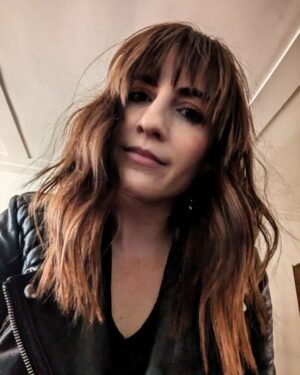 Alison Haislip Instagram - Cool lighting. Took a pic.
