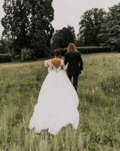 Alizée Williot Instagram - 3 ans de mariage 💍🤍 #22juin2019