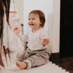 Alizée Williot Instagram - Joyeux anniversaire mon amour. 1 an déjà, 1 an que tu as chamboulé ma vie. Encore plus belle elle est aujourd’hui grâce à toi. Tu es le fruit de notre amour et nous sommes si fiers de la petite fille que tu deviens, souriante, rigolote, câline, un vrai petit rayon de soleil. Je t’aime si fort ❤️ Photos @olivia__poirier Organisation @nora_eventdesigner Gâteau @unepartdecharlotte Repas @aurelie_scarabin