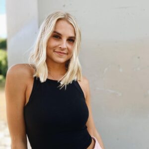 Alyssa Trask Instagram - Fresh hair...fresh start💇🏼‍♀️